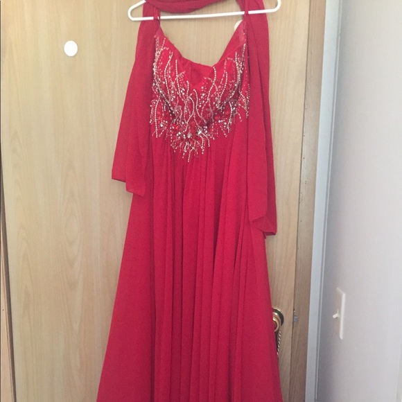 3 nice prom or formal dress, one purple - Picture 4 of 7